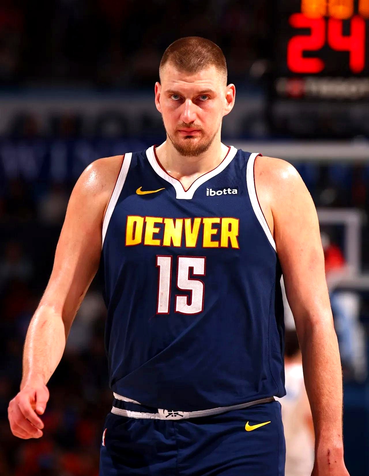 开云·体育中国官网德约科维奇连续十五场比赛得分超过比赛局势复杂，掘金不断突破！