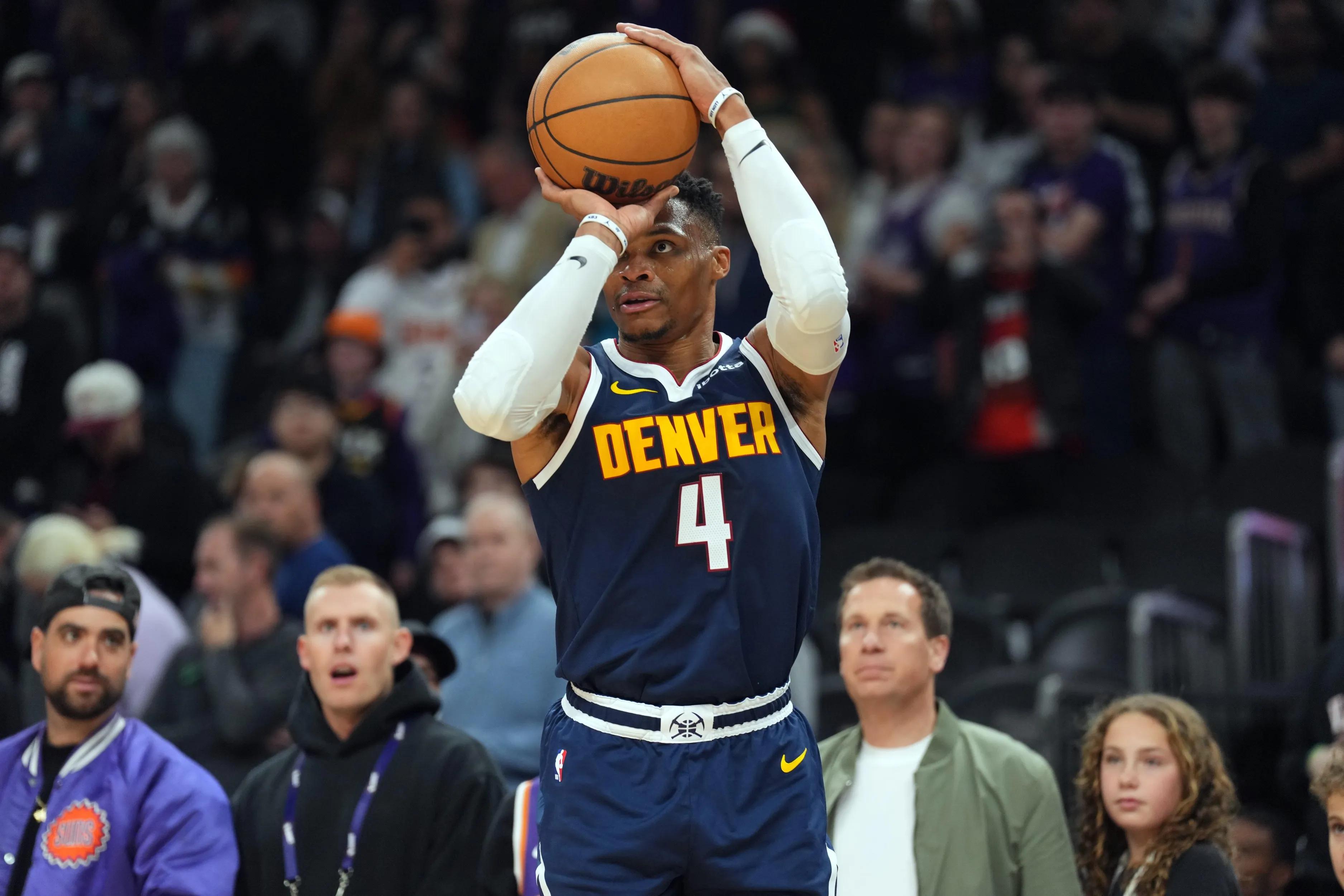 关键时刻突围战来临；布鲁克林篮网围绕法甲刷新队史纪录；气氛紧张；年轻球员得到机会的简单介绍